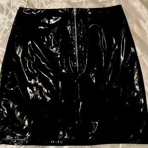 Fashion nova: Mini Skirt ( used once )